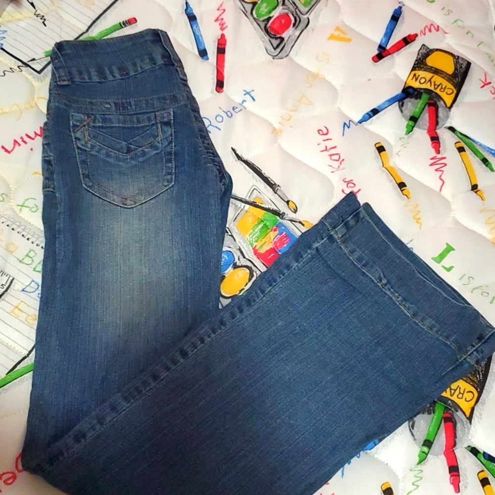 Low Rise Boot Jeans